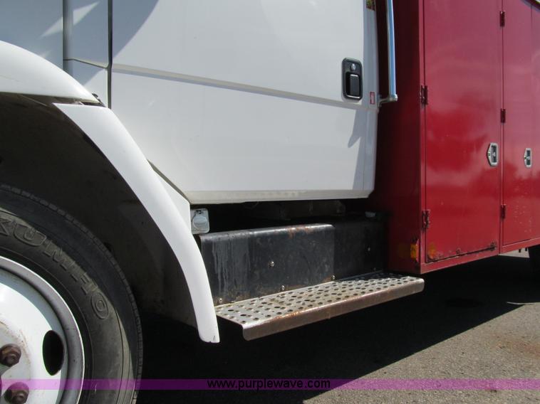 image for item E4907 2000 Freightliner Business Class FL60 service truck