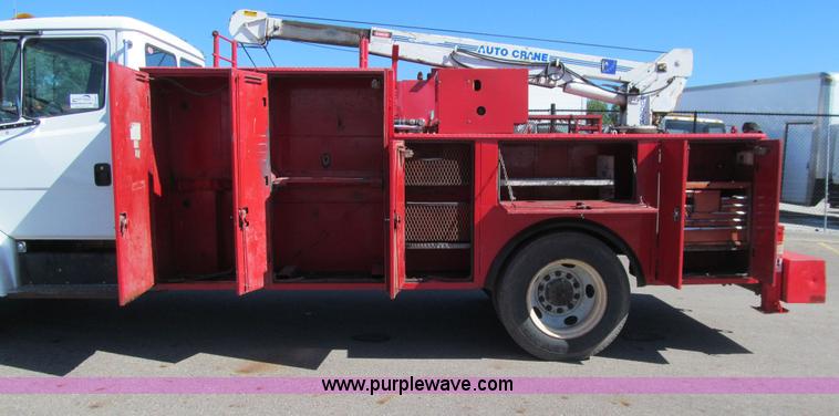 image for item E4907 2000 Freightliner Business Class FL60 service truck