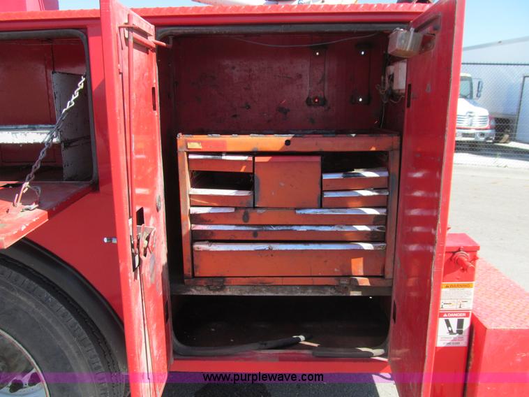 image for item E4907 2000 Freightliner Business Class FL60 service truck