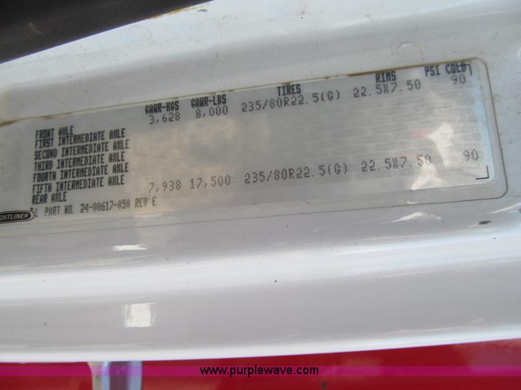 image for item E4907 2000 Freightliner Business Class FL60 service truck