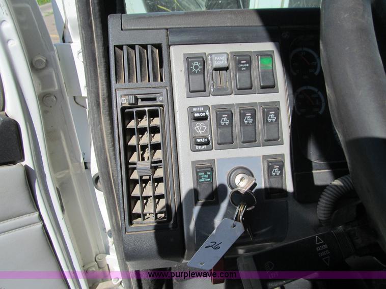 image for item E4907 2000 Freightliner Business Class FL60 service truck