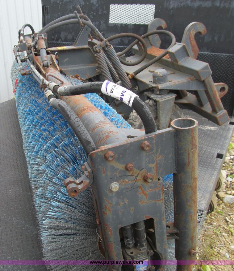 image for item E4919 Holms SBHL-L250 hydraulic broom