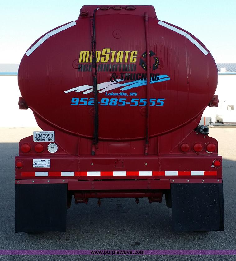 image for item E6005 1974 Merritt water tank trailer