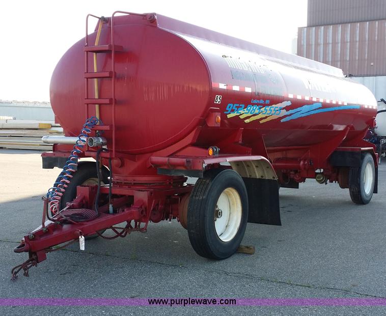 image for item E6005 1974 Merritt water tank trailer