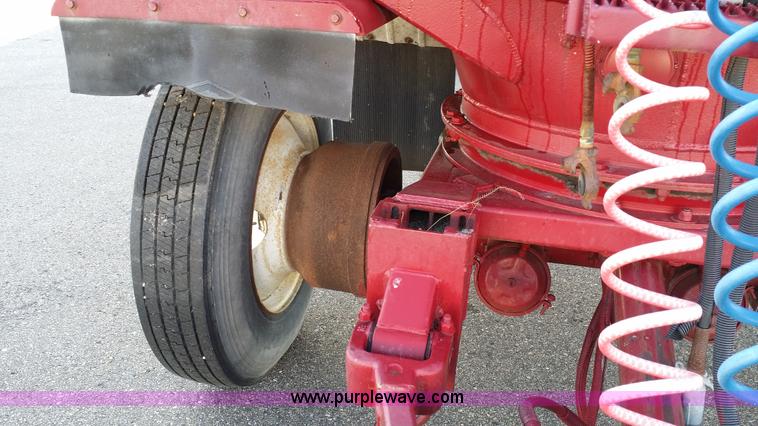 image for item E6005 1974 Merritt water tank trailer