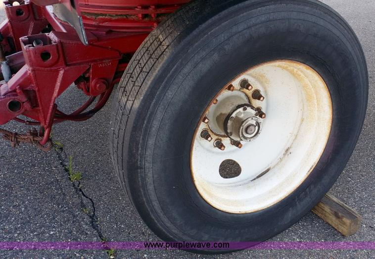 image for item E6005 1974 Merritt water tank trailer