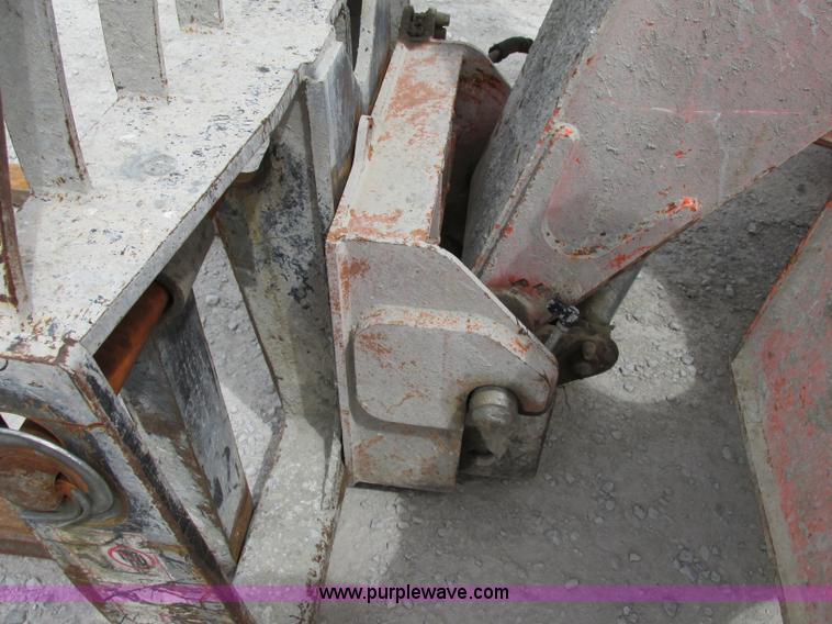 image for item F4899 2006 Lull 1044C-54 Series II telehandler