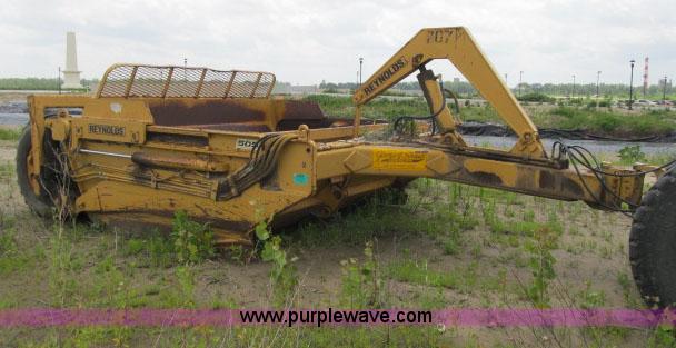 image for item F4906 Reynolds C-14E10.5 pan scraper