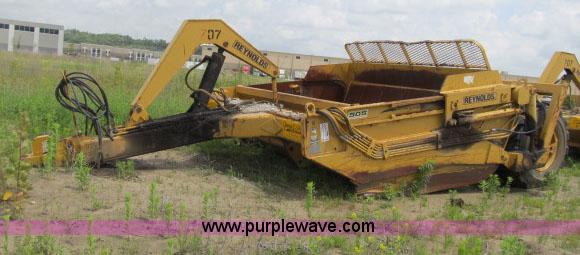 image for item F4907 Reynolds C-14E10.5 pan scraper