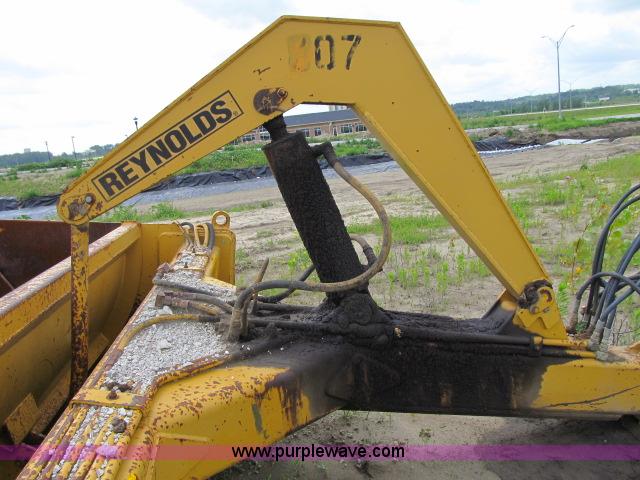 image for item F4907 Reynolds C-14E10.5 pan scraper