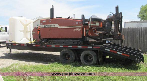 image for item F4912 1998 Ditch Witch JT1720 directional drill and trailer