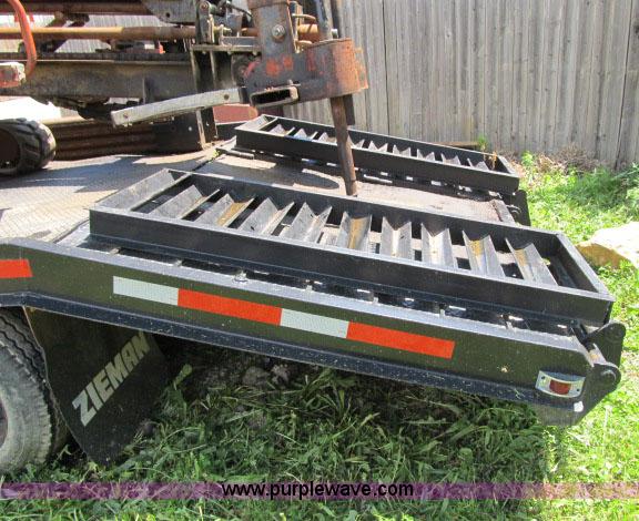 image for item F4912 1998 Ditch Witch JT1720 directional drill and trailer