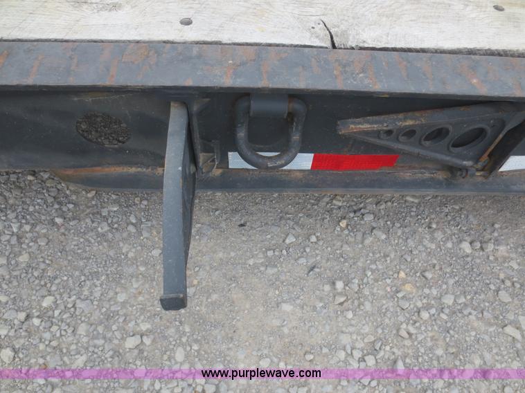 image for item F8290 2001 Fontaine TL50NEB lowboy trailer