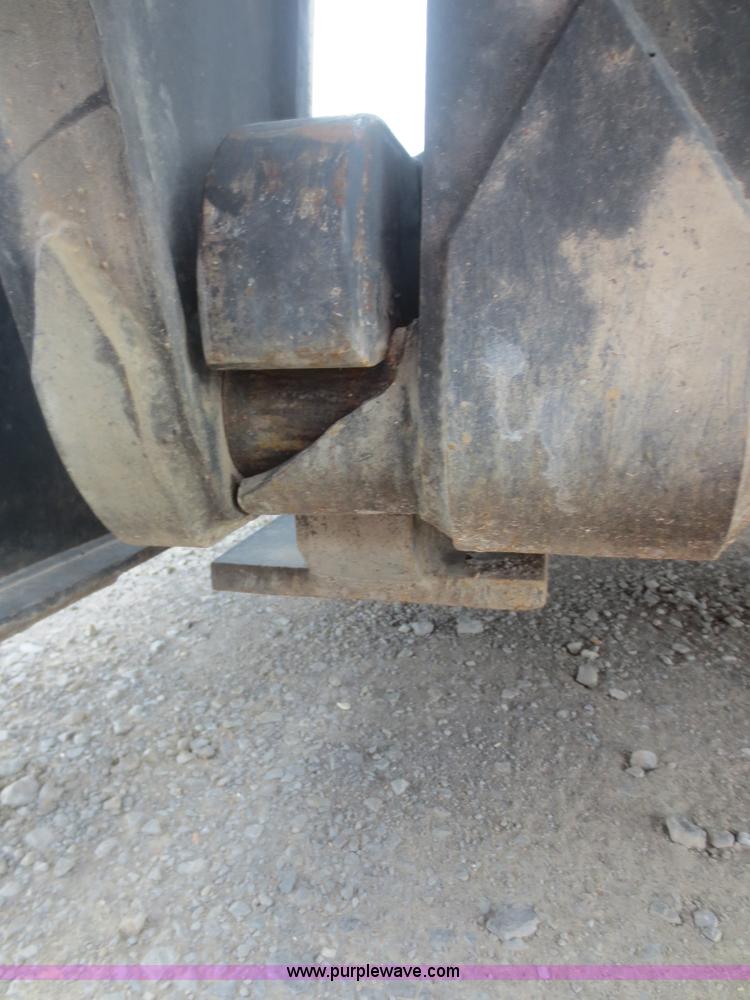 image for item F8290 2001 Fontaine TL50NEB lowboy trailer