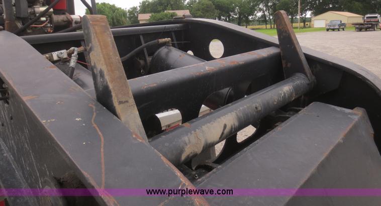 image for item F8290 2001 Fontaine TL50NEB lowboy trailer