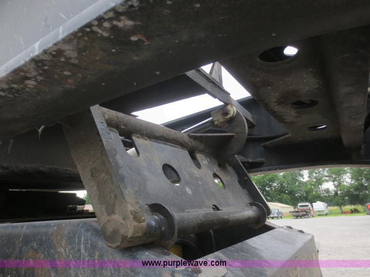 image for item F8290 2001 Fontaine TL50NEB lowboy trailer