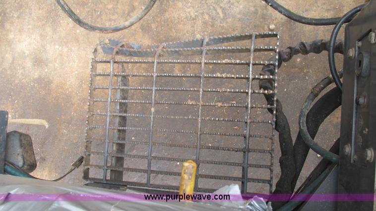 image for item G9292 Case 6010 Turbo horizontal directional drill