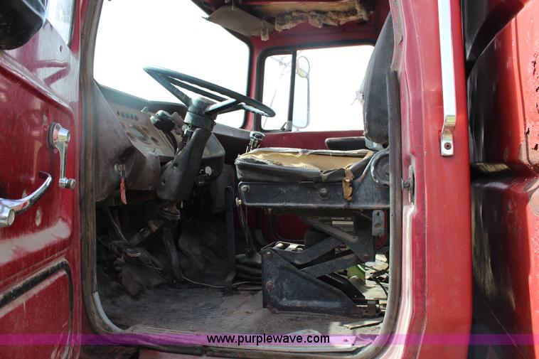 image for item H2560 1978 Ford 8000 dump truck