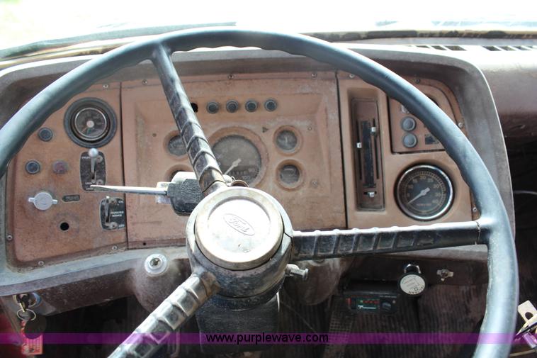 image for item H2560 1978 Ford 8000 dump truck