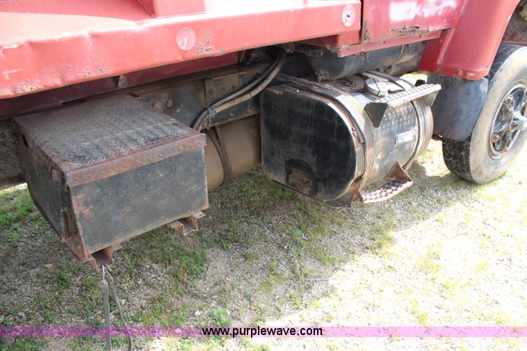 image for item H2560 1978 Ford 8000 dump truck