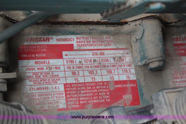 image for item H2569 1994 International 4800 bucket truck