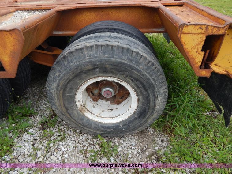 image for item H3322 1979 Load King triple axle lowboy trailer