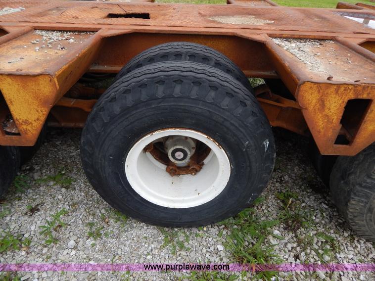 image for item H3322 1979 Load King triple axle lowboy trailer