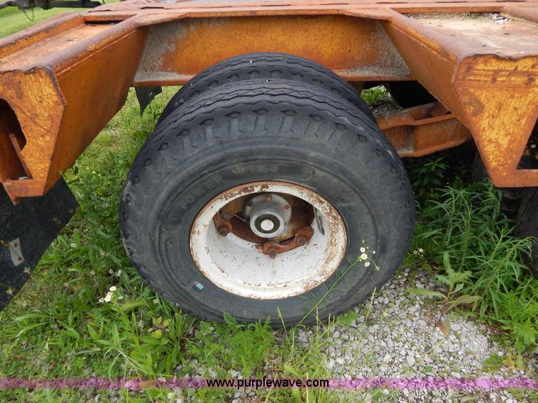 image for item H3322 1979 Load King triple axle lowboy trailer