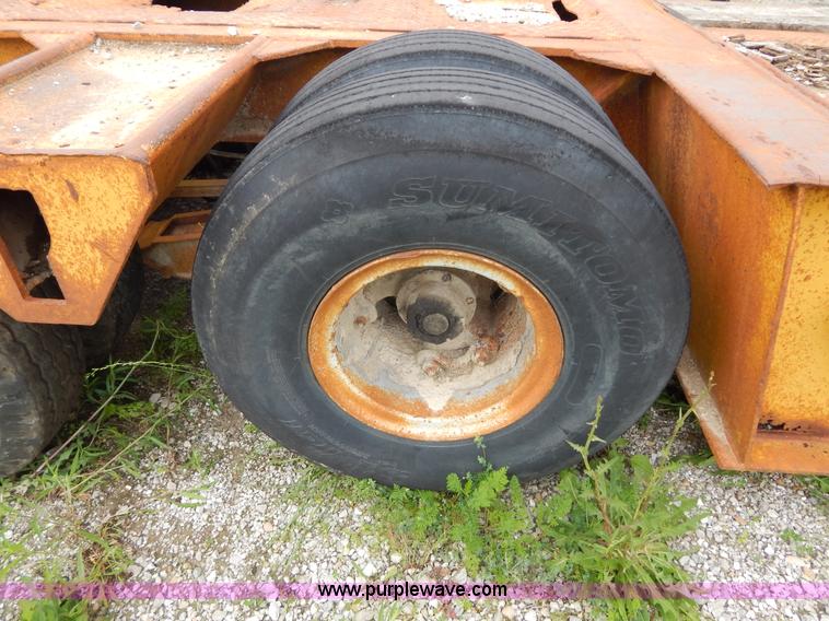 image for item H3322 1979 Load King triple axle lowboy trailer