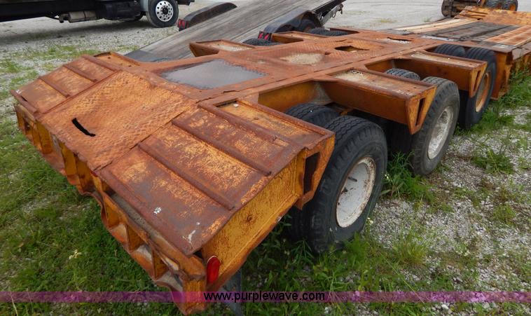 image for item H3322 1979 Load King triple axle lowboy trailer