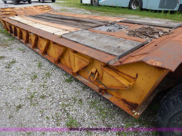 image for item H3322 1979 Load King triple axle lowboy trailer