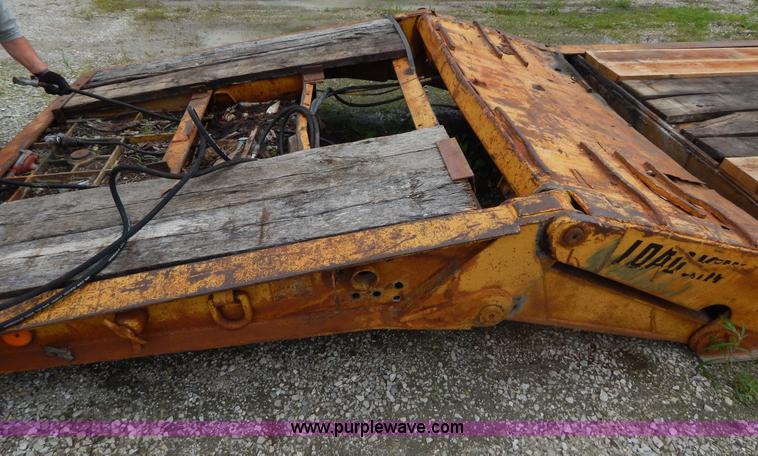 image for item H3322 1979 Load King triple axle lowboy trailer