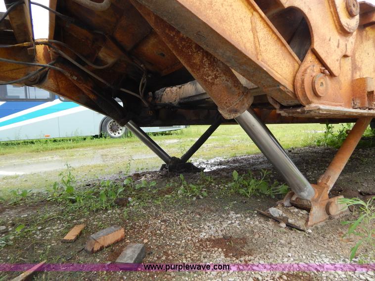 image for item H3322 1979 Load King triple axle lowboy trailer