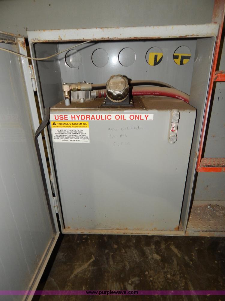 image for item H3819 2000 Skyjack SJ8841-E scissor lift