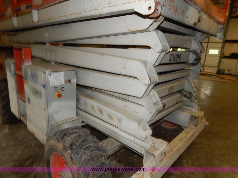 image for item H3819 2000 Skyjack SJ8841-E scissor lift