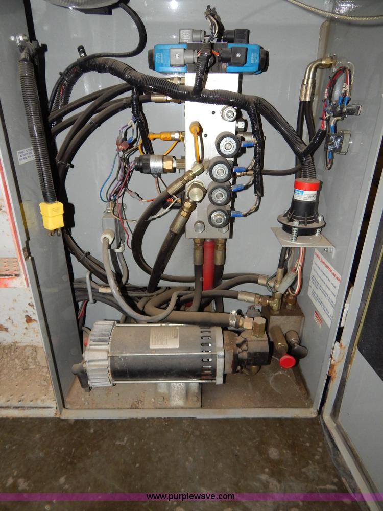 image for item H3819 2000 Skyjack SJ8841-E scissor lift