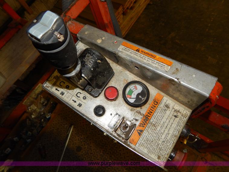 image for item H3819 2000 Skyjack SJ8841-E scissor lift