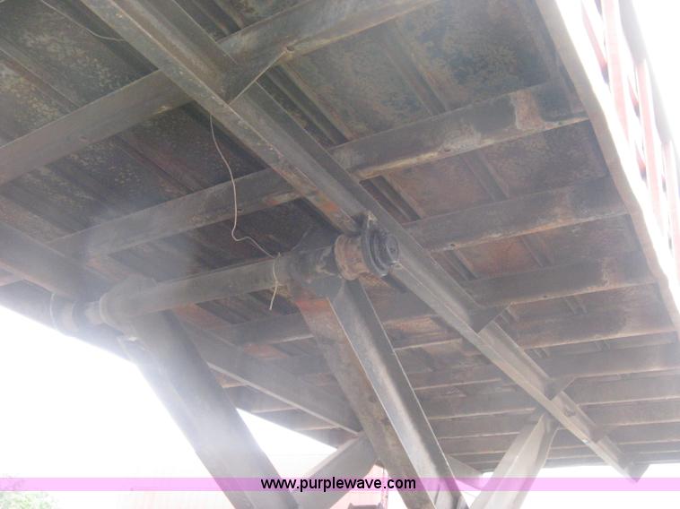 image for item H5423 1986 International 1654 scissor dump bed truck