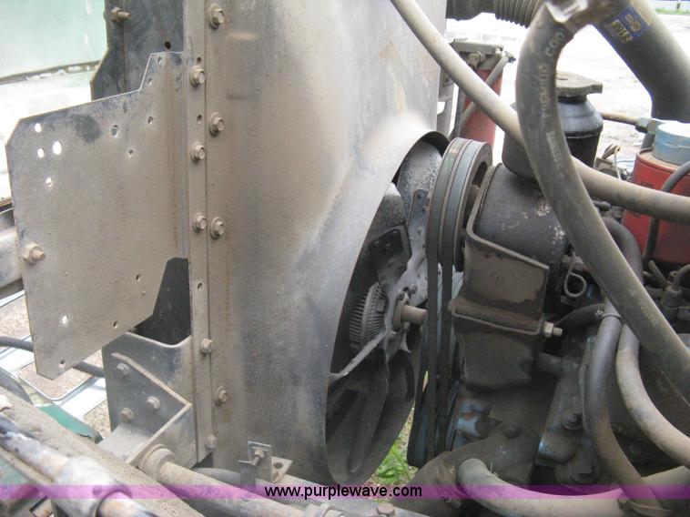 image for item H5423 1986 International 1654 scissor dump bed truck