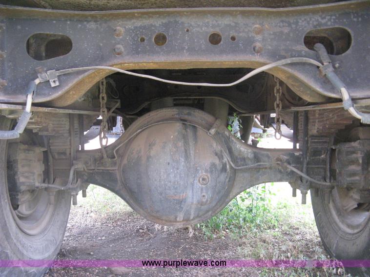 image for item H5423 1986 International 1654 scissor dump bed truck