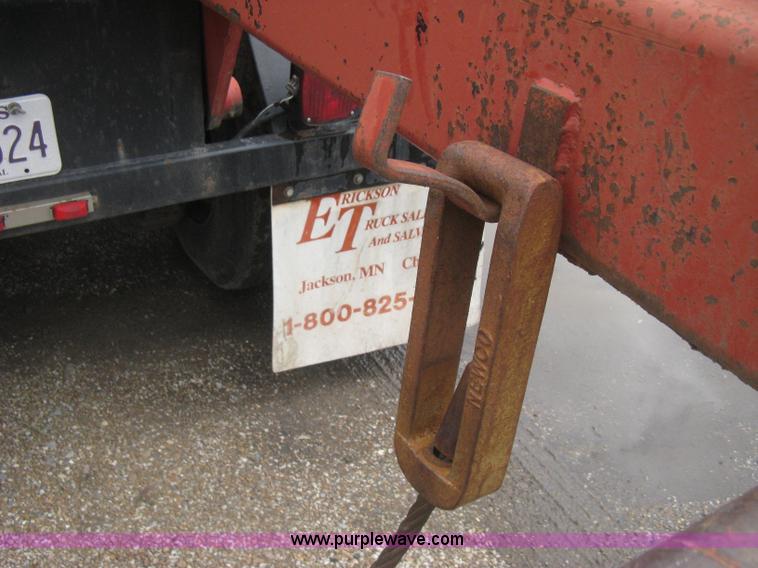 image for item H5424 1984 Mack MR686S roll-off truck