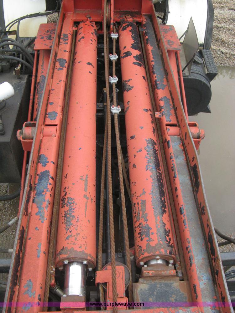 image for item H5424 1984 Mack MR686S roll-off truck