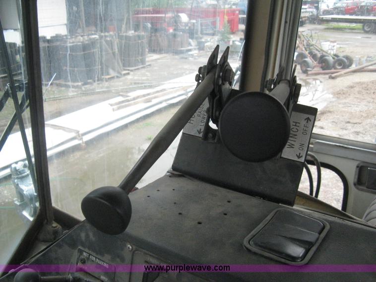 image for item H5424 1984 Mack MR686S roll-off truck