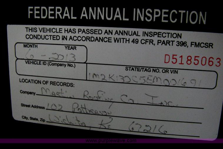 image for item H5424 1984 Mack MR686S roll-off truck