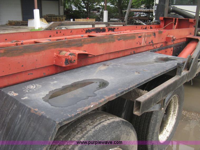 image for item H5424 1984 Mack MR686S roll-off truck