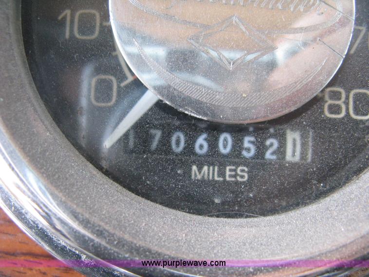 image for item H5425 1998 Peterbilt 379 semi truck