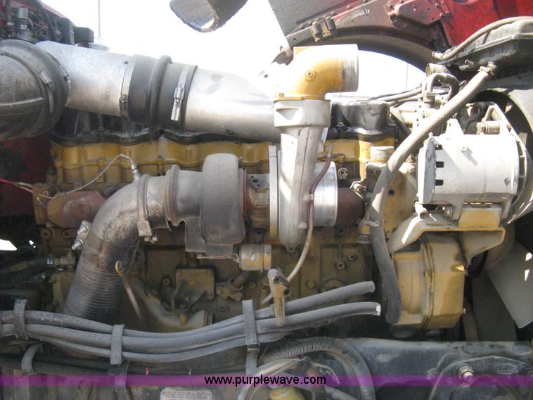 image for item H5425 1998 Peterbilt 379 semi truck