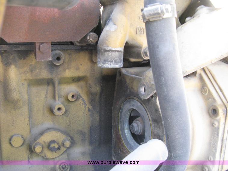 image for item H5425 1998 Peterbilt 379 semi truck