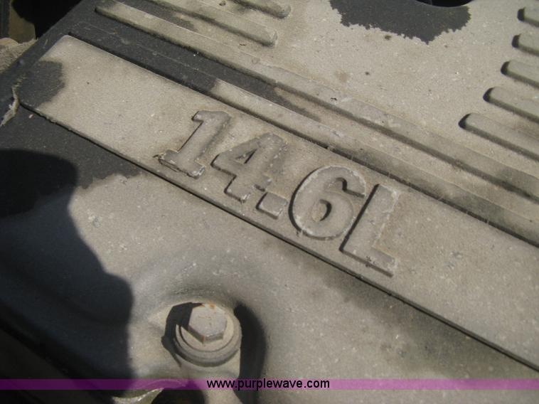 image for item H5425 1998 Peterbilt 379 semi truck