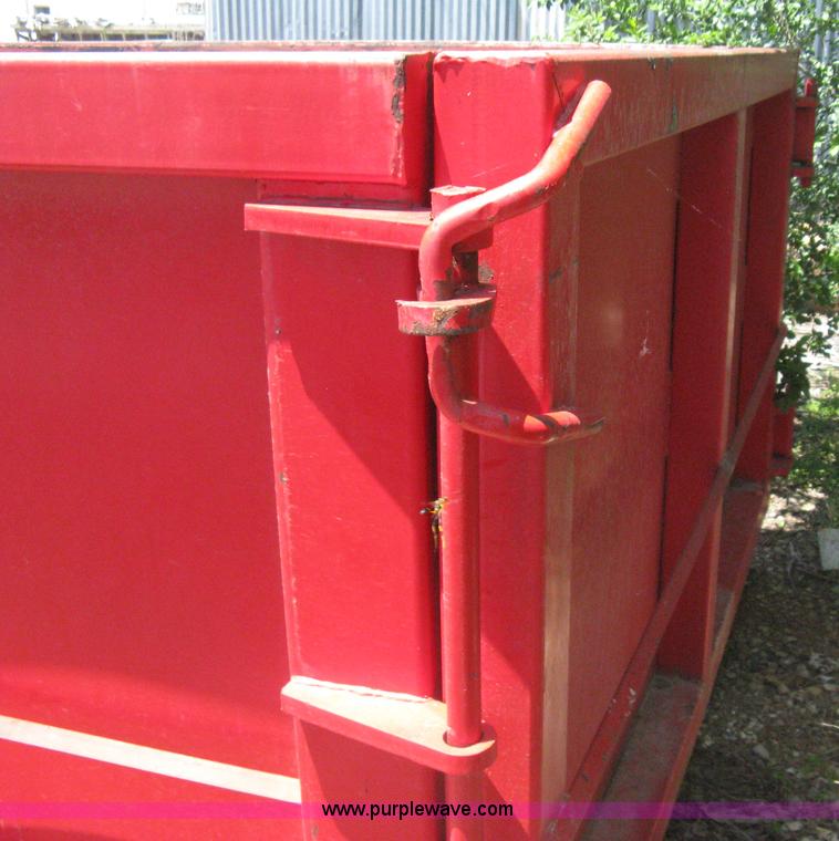 image for item H5427 2000 KL Metal Fab roll off dumpster